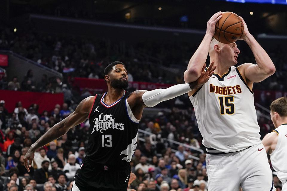 B体育官方入口-NBA现役球员榜前十！本赛季仅出战16场球员占据前十 哈登落榜